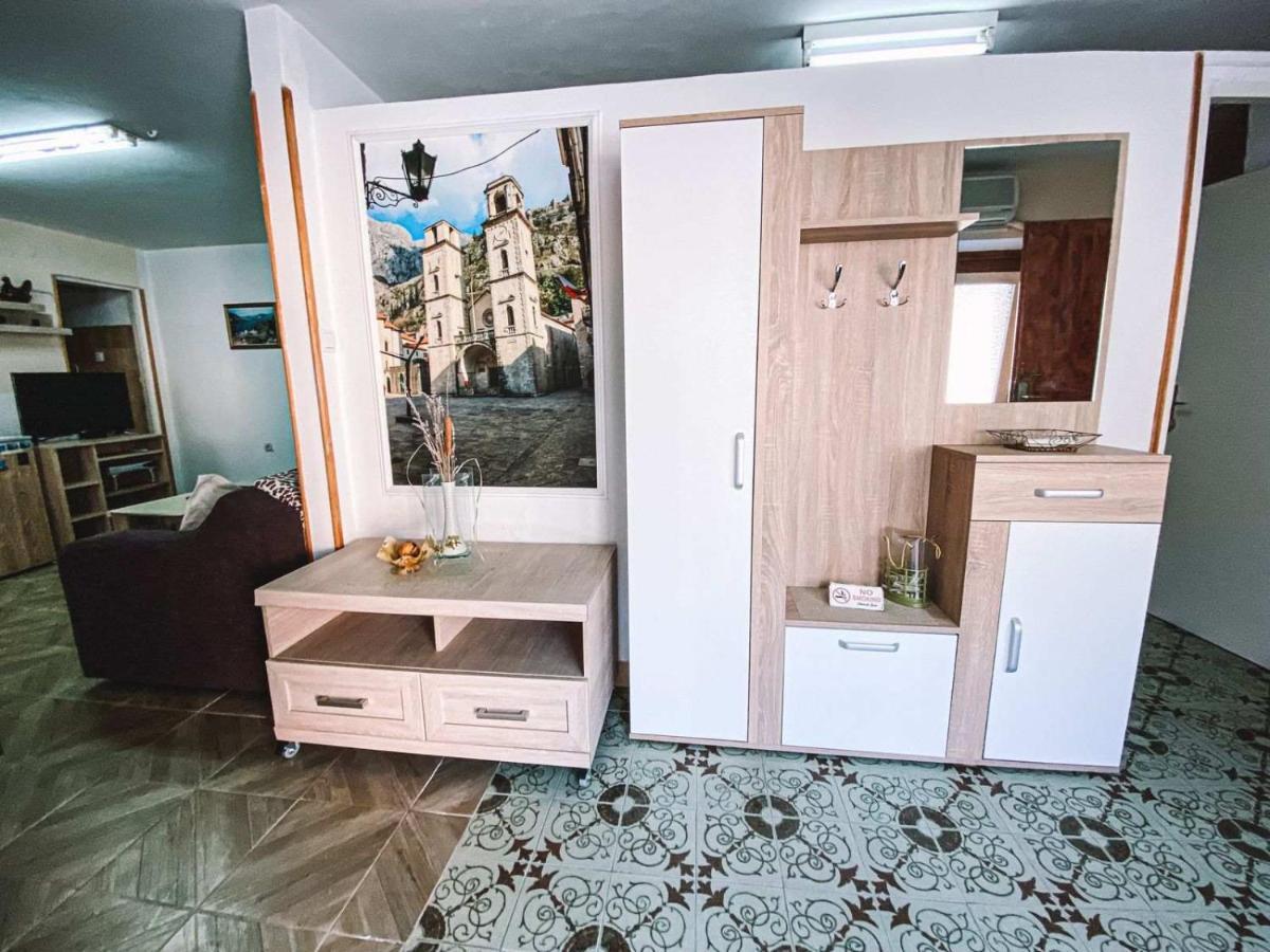 Apartment Near The Old Town Of Kotor 코토르 외부 사진